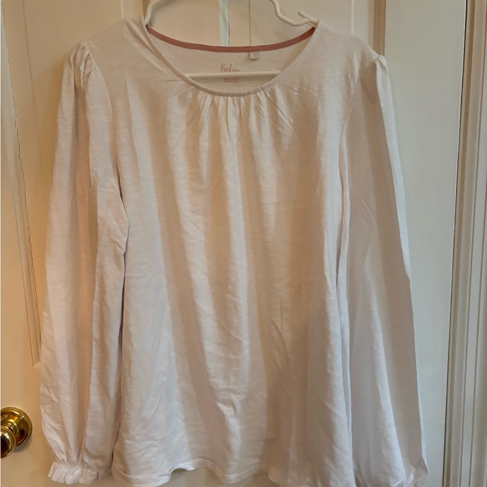 ON SALE!! Boden white Long Sleeve Blouse nwot cute ruffle cuffs large